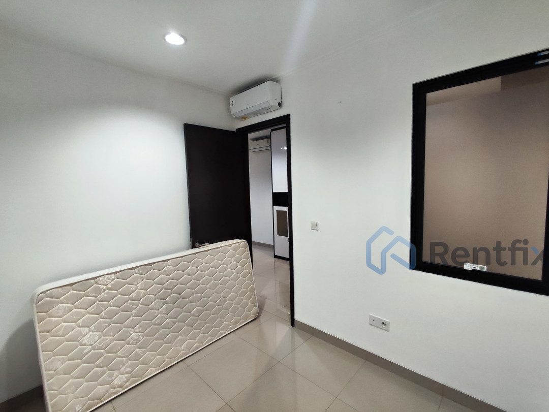 Sewa Rumah di Green Royal Condo House, Kali Deres, Kota Jakarta Barat - Rentfix